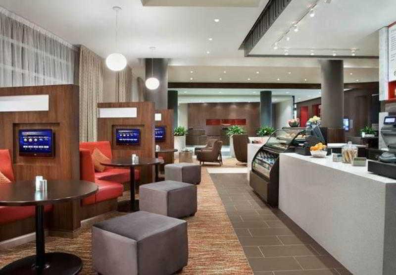 Hotel Courtyard By Marriott Airport 4*