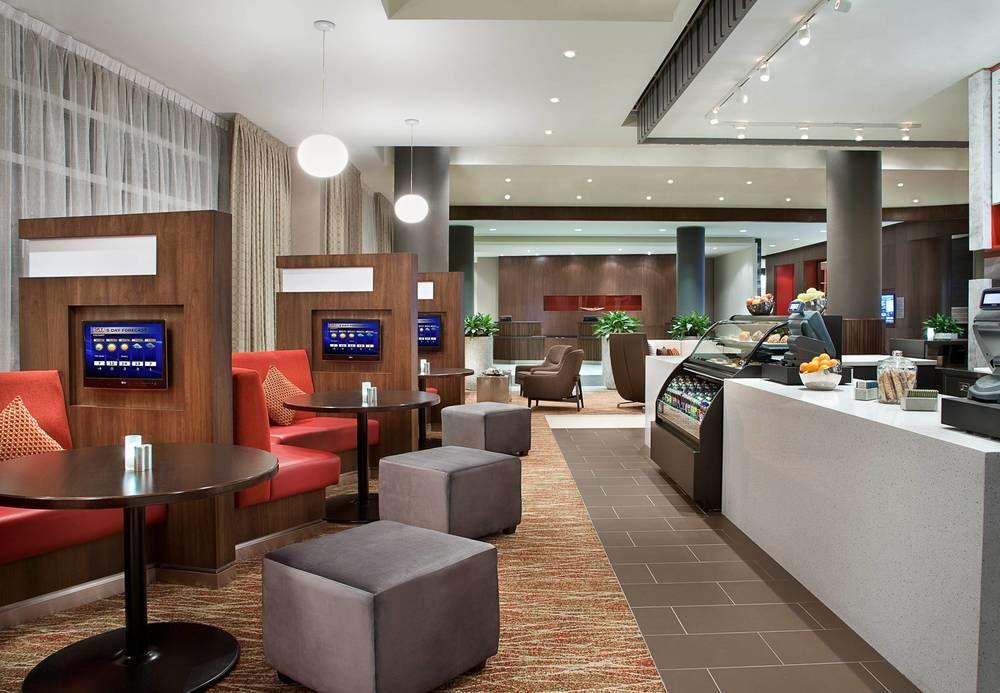 Hotel Courtyard By Marriott Airport 4*
